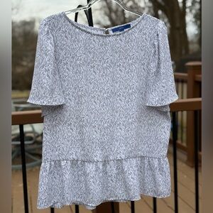Elegant Gray Patterned Women's Top